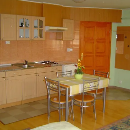Guest house Lunczer Vendeghaz 2*